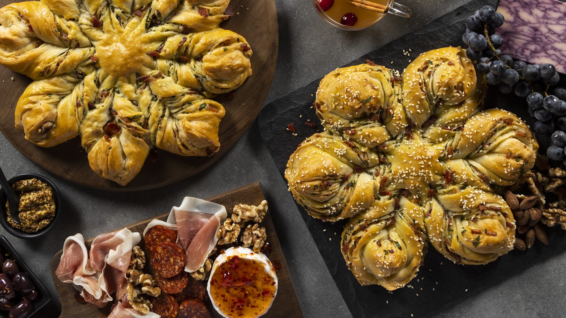 Savoury Snowflake Pull Apart Bread